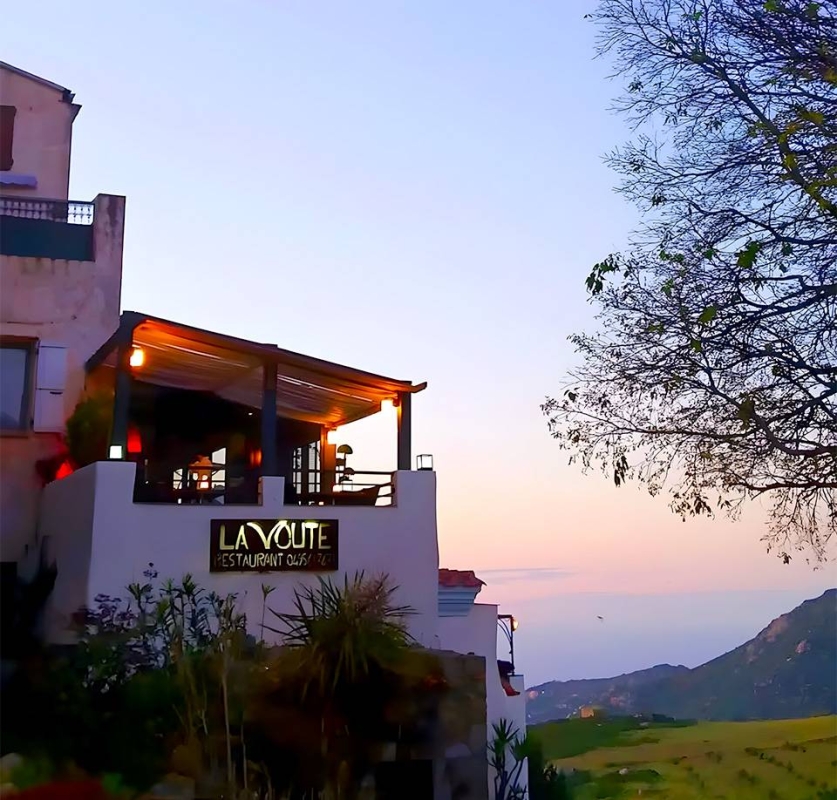 La Voute - Restaurant Sant Antonino - Restaurant île rousse vue mer